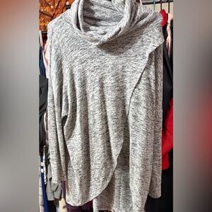 Wonderland By Orange Heathered Gray Cowl Neck Sweater | Size Small | GUC